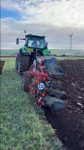 DEUTZ-FAHR tractor and Gregoire Besson plough at the Glenbervie ploughing match 2025 #deutzfahr