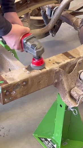 Crusty gets 6” off the back & all marked up for the mid frame cut 🙌👊 @dickindustriesinc #chevy #c10 #c10vatos #c10mafia #squarebody #longbox #lowrider #lowered #westernchassis #praisethelowered #americanlifting #lifting #auto #automotive #jacks #jackstands #repair #build #fix #garage