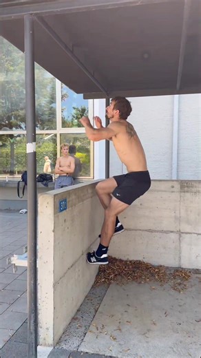 komische parkour challenge😄 schwieriger als es aussieht😁 #parkour #training #freerunning #sport #ninjawarrior #ninjawarriorgermany