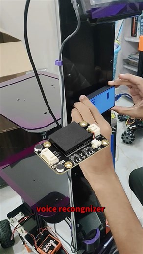 Made my robot hear 🙉