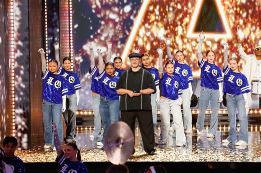 Singing Janitor Richard Goodall Returns to AGT with Explosive "Eye of the Tiger" Cover