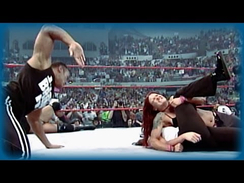 Check out Lita‘s monumental title win in the main event of RAW: SmackDown!, Aug. 24, 2000