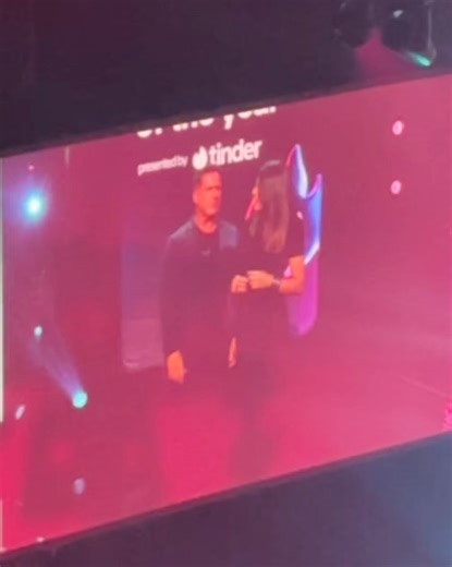 • S • on Instagram: "Tik Tokking! Mixing it with the cool kids.. hoping not to get kicked out.. They even let us present an award!! 🤓🥰 Thank you to magicians @eloiseproustmua + @joshjacreative for your HMU mastery + @__alexwilson__ for pulling this together 🖤🙏🏼 @stanaustralia @tiktok_australia"