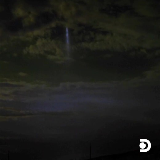 45K views · 200 reactions | Was this beam of light coming from a UFO?  Find out during #AlienEncounters: Fact or Fiction on Wednesday at 10p ET on Discovery. | Discovery | Facebook