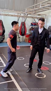 376K views · 8K reactions | [2406] Self-defense against a chokehold [THAO SELF DEFENSE] #vothuat #kungfu #martialarts #funny | Cao Văn Thảo | Facebook