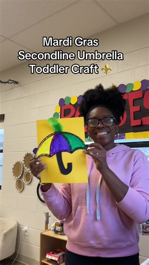 It’s officially carnival time! Let me show you this cute and simple Mardi Gras umbrella. You can make it inside your classroom or at home. #mississippi #louisiana #mardigras #gulfcoast #kinder
