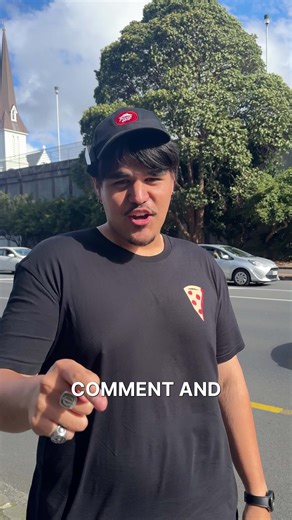 If this video gets 20k views we will pick one lucky winner to get themselves a free Pizza Hut Voucher! Share this with your friends! | Pizza Hut