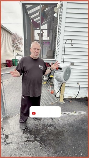 VEVOR retractable reel – watering & cleaning made effortless.
