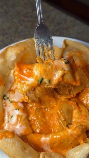 Seaport Diner | Port Jeff on Instagram: "Watching our Rigatoni Alla Vodka build should be its own TV show 🍝📺 Pasta hitting the pan, vodka sauce simmering, and all that cream and cheese coming together into the dreamiest sauce. Mangia, the Seaport way. 🧄🇮🇹 📍 Port Jefferson, NY 🍔 Your Home for Comfort Classics ⏰ Open 7 days a week | 8AM–10PM Daily #Seaportdiner #SandwichGoals #BrunchTok #FoodieFinds #Sandwiches"