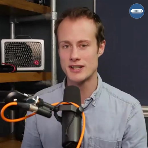 [STUDENT QUESTION] Check out this student question from the weekly Live Q and A session over in http://tomlinharmonicaschool.com/?utm_source=facebook&utm_medium=social&utm_campaign=tomlinharmonicalessons&utm_content=qandaclips - Like many beginners, I am struggling with playing clean single notes. My practice routine includes warming up properly, playing scales, and blow and draw notes up and down the harmonica. All this while working on developing a “proper” embouchure. Additionally, I play sim