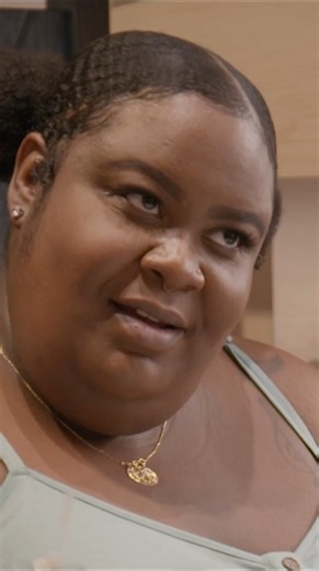 One roll is HOW MANY calories??? #1000lbRoomies | TLC