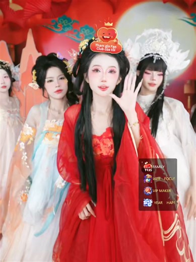 Uầy ánh mắt của Tini khi nhảy Chatuchak nó ma mị yểu điệu nha. Hán phục đỏ hợp Tini lắm @V-WORLD 019 @Tí nị 🐸 #tini🐸 #tini019 #tinivworld019 #vworld019tini #tinivworld019🐸