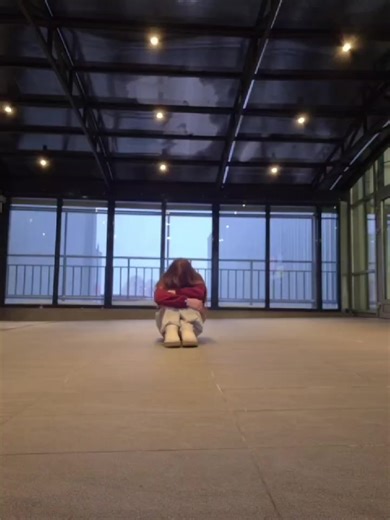 Новенький сольнииик #dance #solo #chrisgrey #wrong #choreography