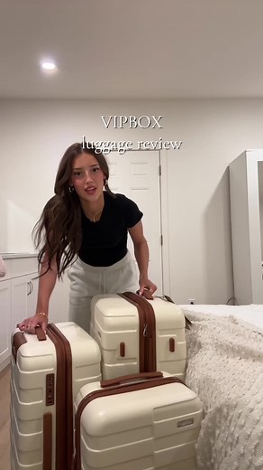 Top Reasons to Love VIPBOX Luggage Sets
