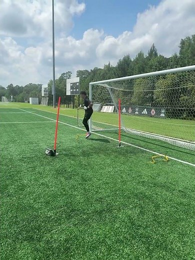 Goalkeeper Training Drill | Agility, Reflexes & Diving Save ⚽🧤 #soccer #football #goal #goalie