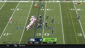 Wayne Gallman carves up Seahawks on 23-yard dash