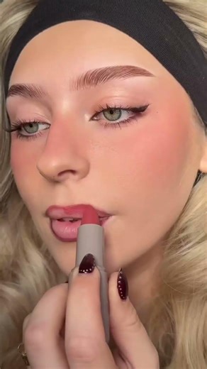 the power of bold lips VS the power of bold eyes...which one suits me more? 👄 #shorts