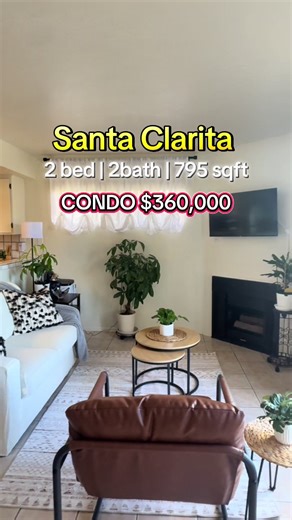 Cute Condo with amazing VIEWS👀 overlooking Canyon Country!! Great for a first time homebuyer👌🏼 2 Bed | 2 Bath | 795 sqft 💰360,000 Message me for a showing or for more info! 🗣️Hablo Español @The Tavara Group Elba Chevez | DRE 02027614 LA: Vince Vergara MLS SR26002059 #firstimehomebuyer #santaclarita #family #Home #buyingahouse