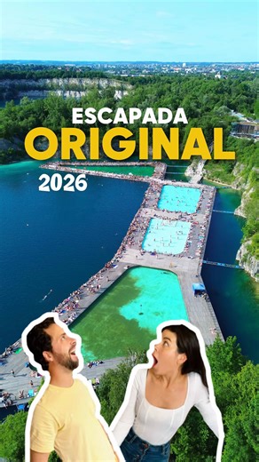 Fran & Ailyn ✈️🌴 Pareja de creadores de contenido on Instagram: "#ad ¡El secreto mejor guardado para este 2026! ⛰️🇵🇱 Todo el mundo se queda en Cracovia pero a solo 2 horas 🚘 existe un lugar que parece sacado de un cuento: ¡Zakopane! Es el corazón de los montes Tatra 🥰. ✔️Lo mejor de Zakopane: • 🛶 El descenso del río Dunajec guiado por los flisacy (vestidos con sus trajes típicos) y cruzas el cañón que separa Polonia de Eslovaquia. 💰23€ 2h • 📸Morskie Oko: El lago más espectacular que verá