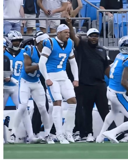 What a season it has been 🙌🏾🙌🏾 #panthers #redemption #dogdaysareover #nfcsouthchampion