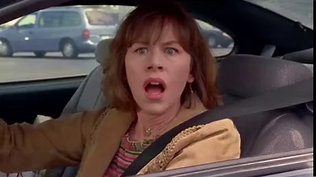 Lois's parking lot duel (Malcolm in the Middle, Season 6 Episode 6, 2004). - Video