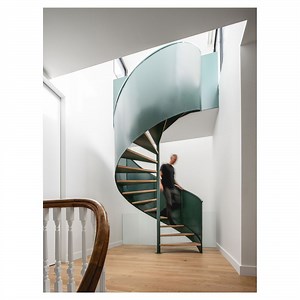 [Hot Item] Glass Step Glass Railing Good Quality Cheap Spiral Staircase