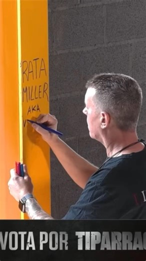 tiparraco decide saltar al terreno de juego #lacarceldelosgemelosduo #zonagemelos