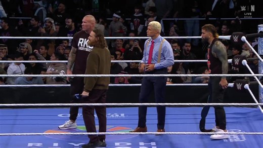 WWE Smackdown: Paul Heyman Sees Vision for 8-Man Tag Match