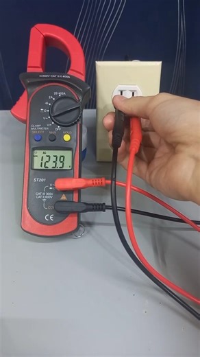 519K views · 6.7K reactions | Como Medir Voltaje y Corriente ⚡ | Academiadii | Facebook