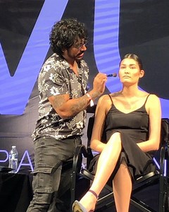 21 reactions | No saben la energía de este hombre!! Me encanto su mentalidad, su convicción, la forma en que ve el negocio del maquillaje. Tienen que seguirlo ❤️ #emmromero | Yazmin Sanchez Maquillista | Facebook