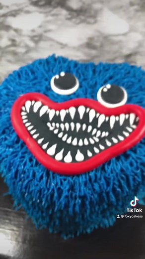 Huggy Wuggy Poppy Playtime Cake Decorating Tutorial