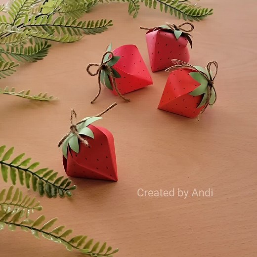 DIY Cute Strawberry Gift Box Tutorial