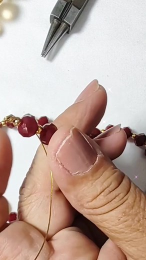 Tutorial ... Choker con alambre acerado, parte 4 | C y C creaciones