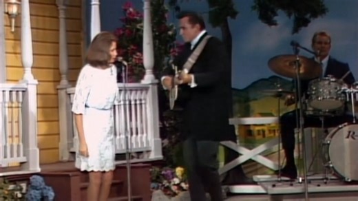 Johnny Cash & June Carter "Jackson" | Top Hat Crew's "Live Music Archives"