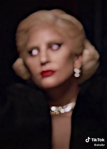 Lady Gaga and Evan Peters in American Horror Story: Hotel