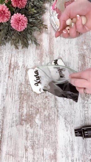 44K views · 506 reactions | Bead Painting Made Easy! If you’re working on beaded garlands or any decor that uses beads, this is an easy way to get a lot painted at one time朗 | Barefoot & Freckled, LLC | Facebook