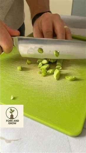 Runner bean preparation for storage by freezing. #viral