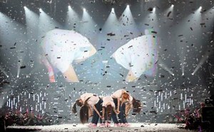 【少女时代】 Complete 消音现场版 中英字幕 - 2011 Girls' Generation Tour