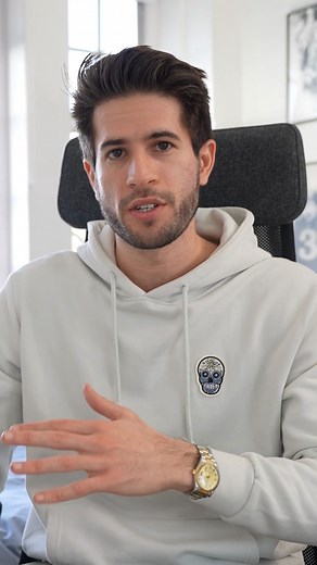 Dr Nasir Kharma on Instagram: "Here are the 3 key things I do every day to stay productive 👇🏼 1. Wake up early. I personally get up as soon as my alarm rings. The longer I stay in bed, the longer it takes for me to get started with my day. 1. Decrease my ‘useless scrolling time’. It’s okay to spend some time on social media to unwind. However, it can become unproductive when we start ignoring our other responsibilities. 1. Exercise. This helps clear your mind from other tasks and