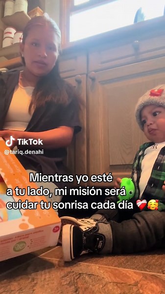 Le gustaba mucho ayudar a limpiar, asiesque fuimos en busca de un set de limpieza para su tamaño 🥰 #bebestiktoks #mamaprimeriza #limpiezadecasa