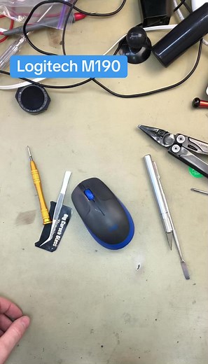 Disassembling the Logitech M190 wireless mouse. A step-by-step look at how to reach the sensor, buttons, and battery compartment — great for cleaning or minor repairs. #LogitechM190 #РозбірМиші #БездротоваМиша #РемонтТехніки #ЧисткаМиші #РозбірТехніки #Гаджети #LogitechM190 #MouseTeardown #WirelessMouse #TechRepair #Logitech #GadgetFix #DIYRepair #MouseFix #LogitechM190 #РазборМыши #БеспроводнаяМышь #РемонтТехники #ЧисткаМыши #РазборТехники #Гаджеты