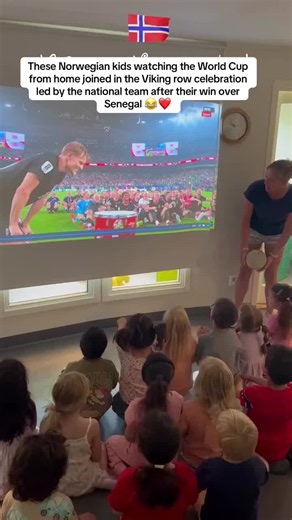 These Norwegian kids watching the World Cup from home joined in the Viking row celebration led by the national team after their win over Senegal 😂❤️ @Erling Haaland #erlinghaaland #norway #kids #fyp #viralvideo