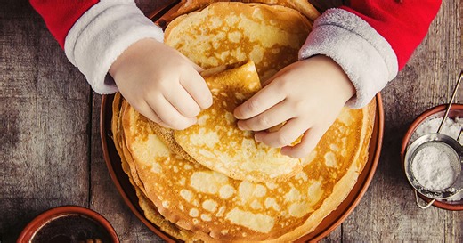 Crêpes faciles à faire avec les enfants