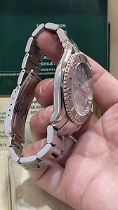 22K views · 151 reactions | Preowned~ Rolex yacht master 16622 40mm case Platinum dial Platinum bezel Oyster bracelet Oyster bracelet Card dated 2010 Full set with card , book n box Request rm38800 We chat: Lucinda0207 0164167777 Whatsapp: https://wa.link/btph02 Telegram: https://t.me/wwcrocodilepool | KH老板｜wwc观表之网 | Facebook