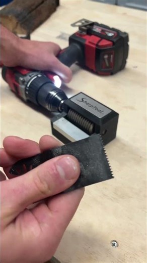 Sharpen multitool blades in 10 seconds!