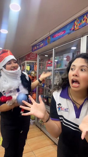 Se sienteeeee que vieneeee… DICIEMBREEEEE 😎 🎄 pd. Tenemos todo para que tu Navidad quede maravillosa 😏 #navidad #comedia #humor #bobesponja | Tía Tula