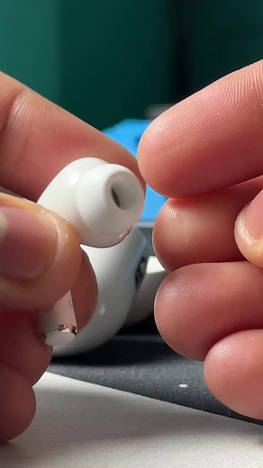 AirPods Pro 2 Ear Tips Replacement Guide