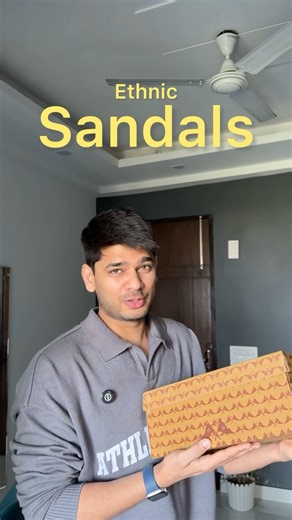 versatile Ethnic SANDALS