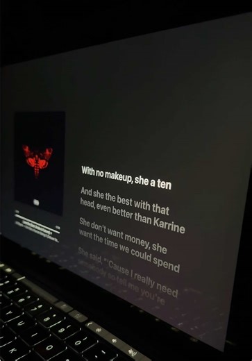 Love me (feat. Drake & Future) -Lil Wayne #applemusic #musiclyrics #songlyrics #lyrics #songs