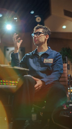 What are some of your favorite songs with key changes? Jack Antonoff breaks down how the shift in ‘Please Please Please’ builds and releases tension perfectly. | Mix with the Masters